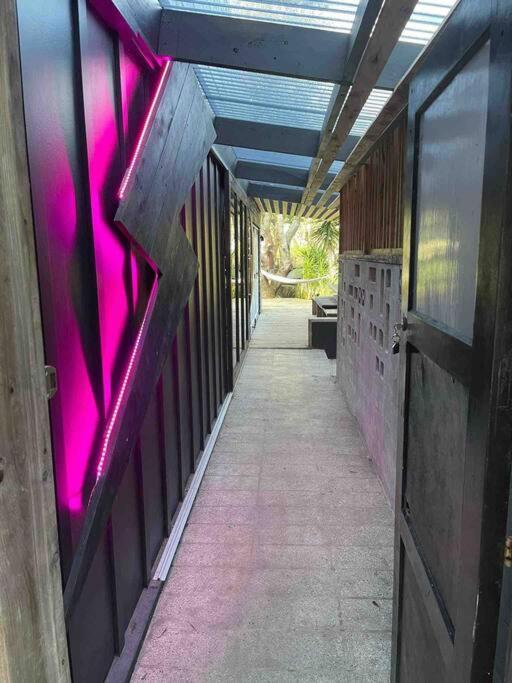 Electric Waihi Beach House - Family & Dog Friendly, Close To Beach, Pool Table, Outdoor Fire Room, Skate Ramp Bowentown Экстерьер фото